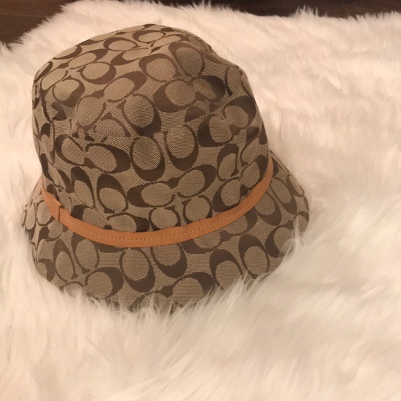 coach bucket hat vintage